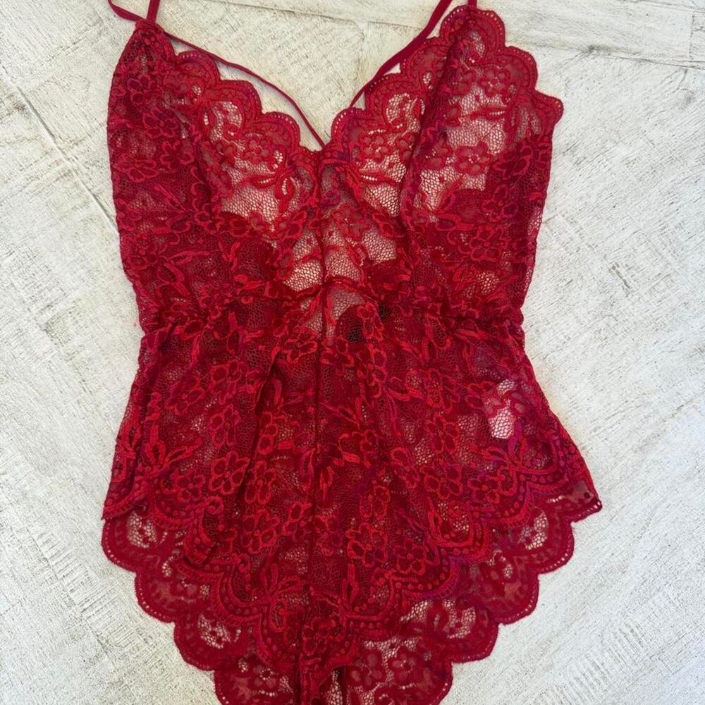 Red Lace Bodysuit Size L Strappy Back Scalloped Lingerie